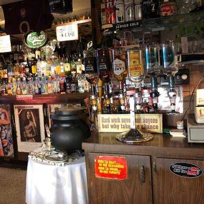 Gilligan's Pub