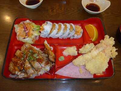 Broadway Sushi Station
