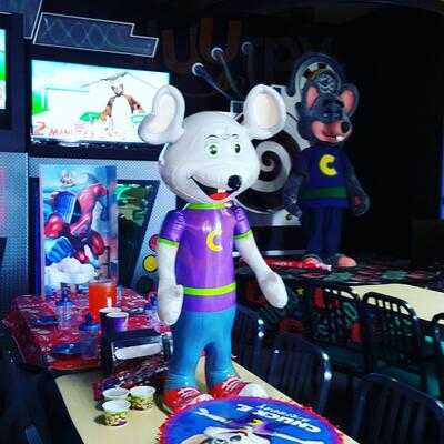 Chuck E. Cheese