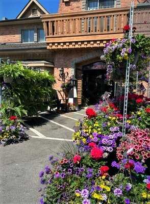 The Windmill Country Market