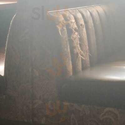 Humpty's Family Restaurant