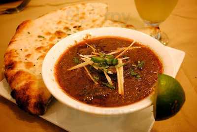 Zaiqa Restaurant & Sweets