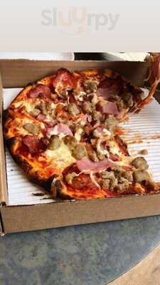 Martino Pizza & Asian Kitchen