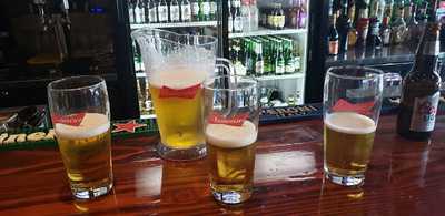 Alberto's Trattoria Sports Bar