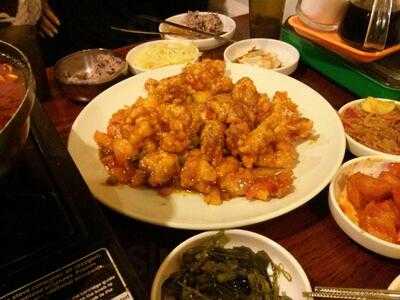 Oh Geul Boh Geul Restaurant