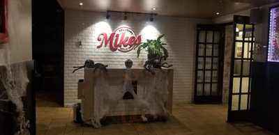 Mikes Restaurant