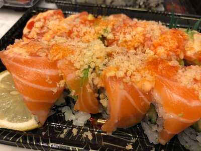 Mac's Sushi