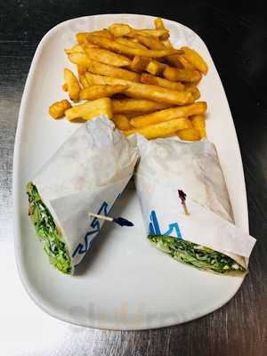 Wild Wing Woodside Square