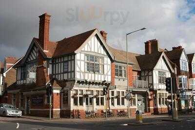 The Dyke Alehouse & Kitchen