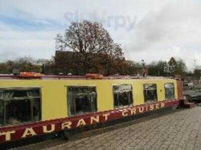 The Countess Of Evesham Restaurant Cruiser