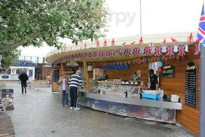 Chummys Seafood Stall