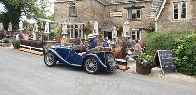 Carpenters Arms