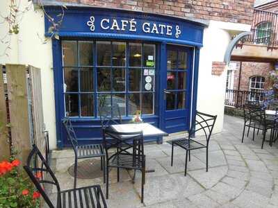 Cafe Gate