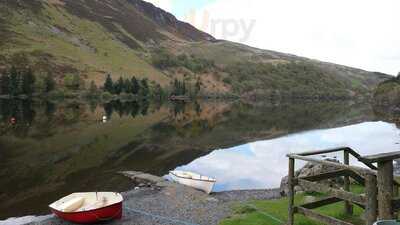 Llyn Crafnant Lakeside Cafe & Fishing