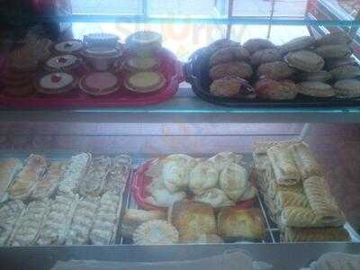 Lynn's Bakery