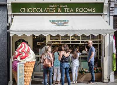 Robert Lewis Chocolate And Tea Room