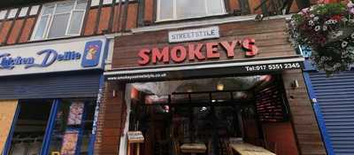 Smokeys Grill