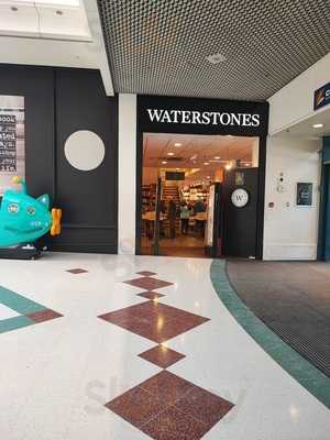Waterstones Darlington & Cafe W