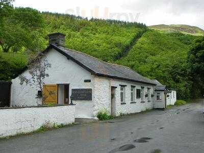 Pen-y-bont Hotel