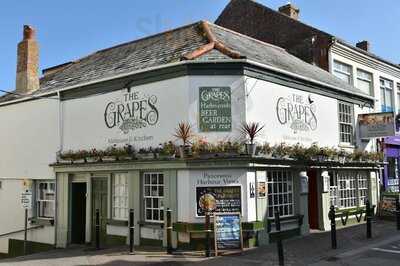 The Grapes Alehouse & Kitchen