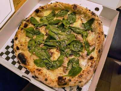 Tredici Wood Fired Pizzeria & Bakery