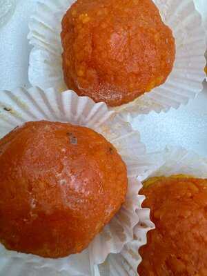 Shriya's Chaat House, Crawley