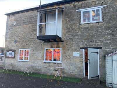 Teashop By  The Canal