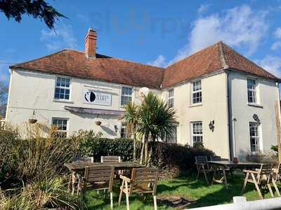 The White Hart Inn (pub)