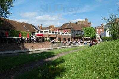 The Lock Stock & Barrel, Newbury