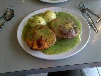 Brook Pie And Mash