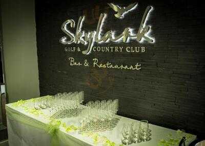 Skylark Country Club