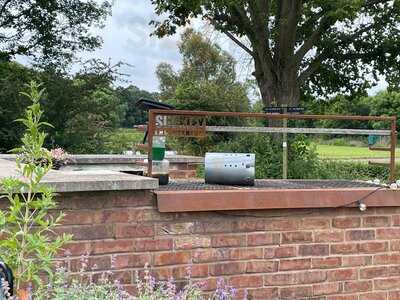 Mayfly Cafe At The Cob House Country Park