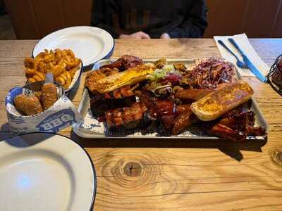 Blue's Smokehouse