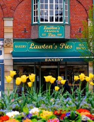 Lawtons Pies