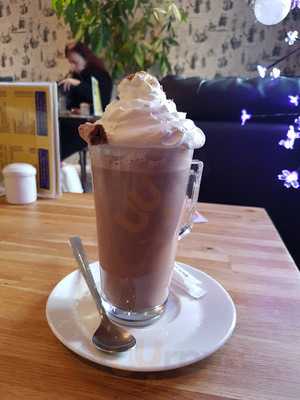 Jezue Cafe and Restaurant