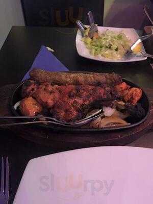 Jhas Tandoori Restaurant