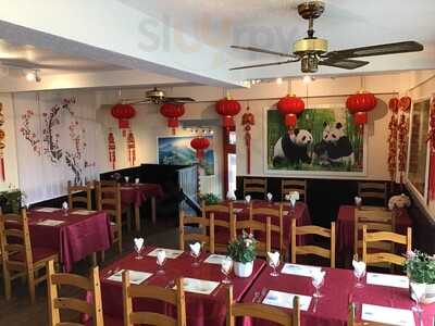 Wei's Chinese Kitchen At Tamar Lake Farm