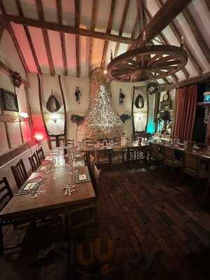 The Oak Barn Bar & Restaurant