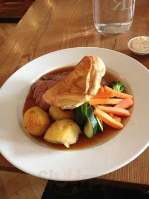 Swan Inn Pub & Dining