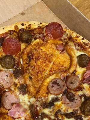 Domino's Pizza - Marlow