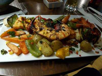 Mezzom Restaurant
