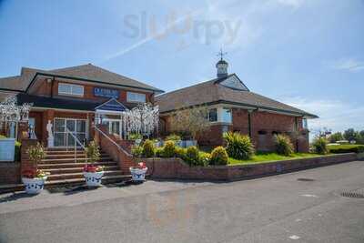 Spikes Bistro At Dudsbury Hotel, Golf Club & Spa