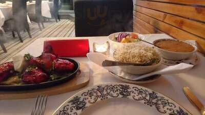 Meena's Fine Indian Cuisine