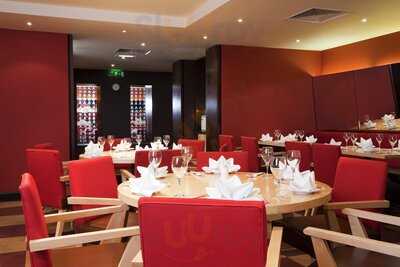 Sampans Oriental Restaurant