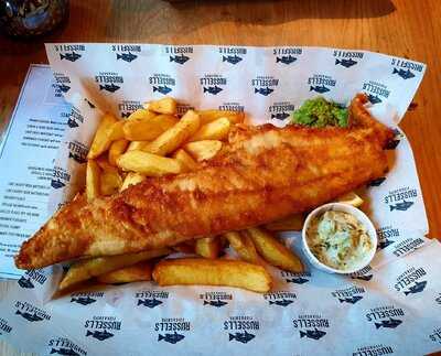 Russell's Fish & Chips