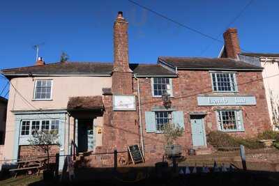 The Lamb Inn At Sandford