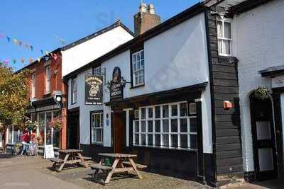 Crown And Anchor Inn Llanidloes Ltd