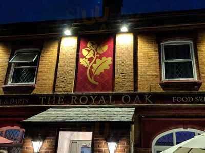 The Royal Oak, Hollywater