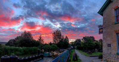 The Barge Inn