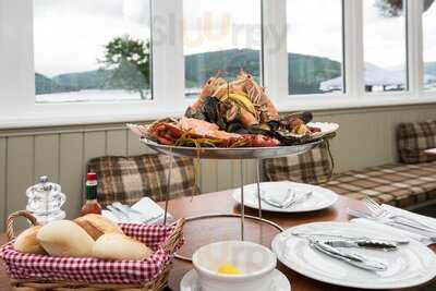 The Lounge Bar At The Inveraray Inn